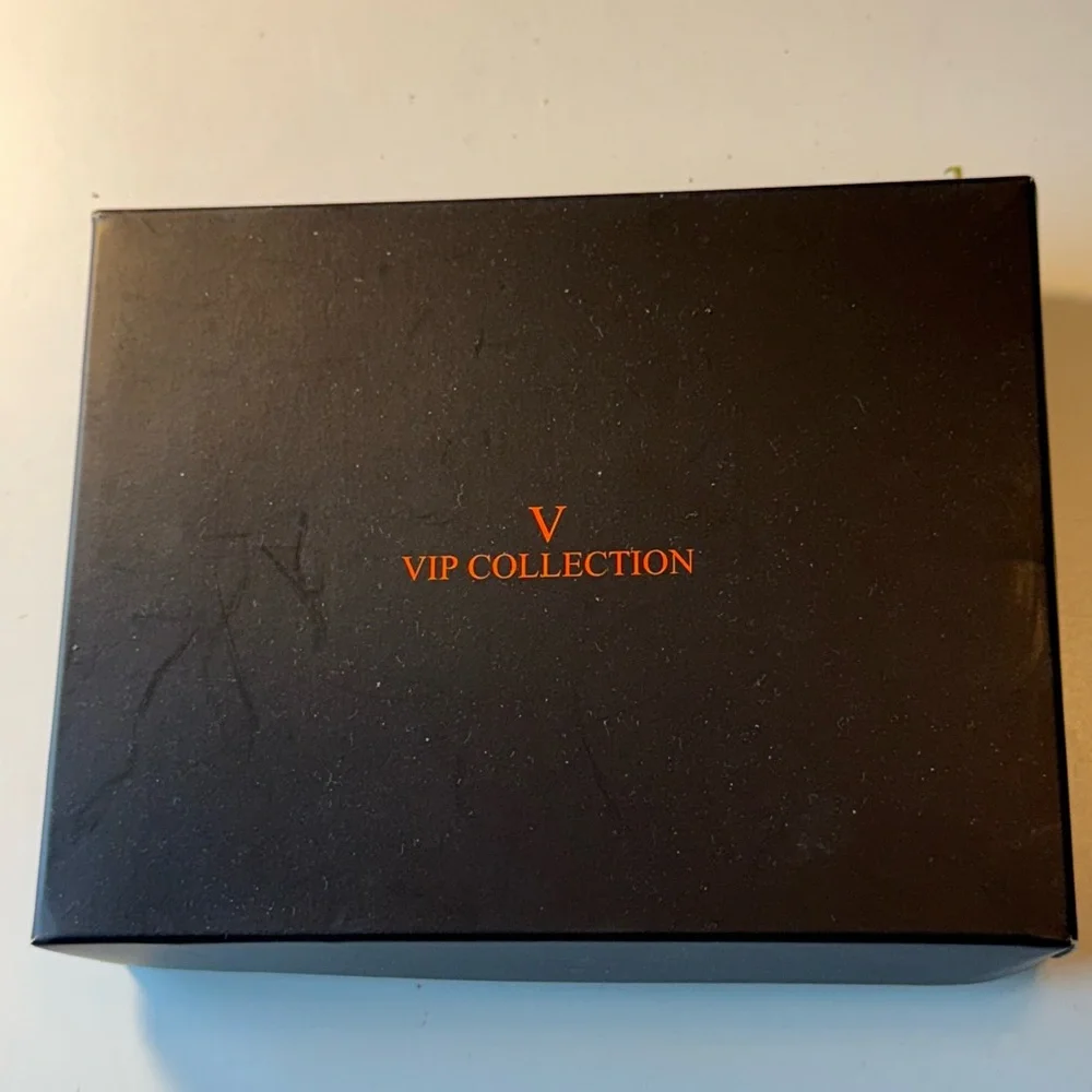 High End Wittchen VIP Collection Brown Leather Bifold Zip Pocket Wallet NWT MINT